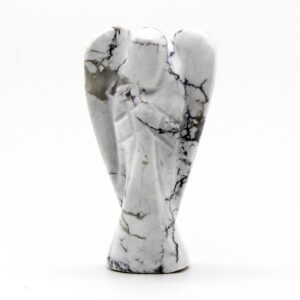 Angel de piedra preciosa tallada a mano - Howlite blanca